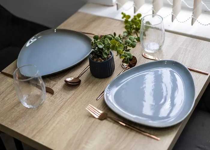 Near Centre & Elland Road 利兹